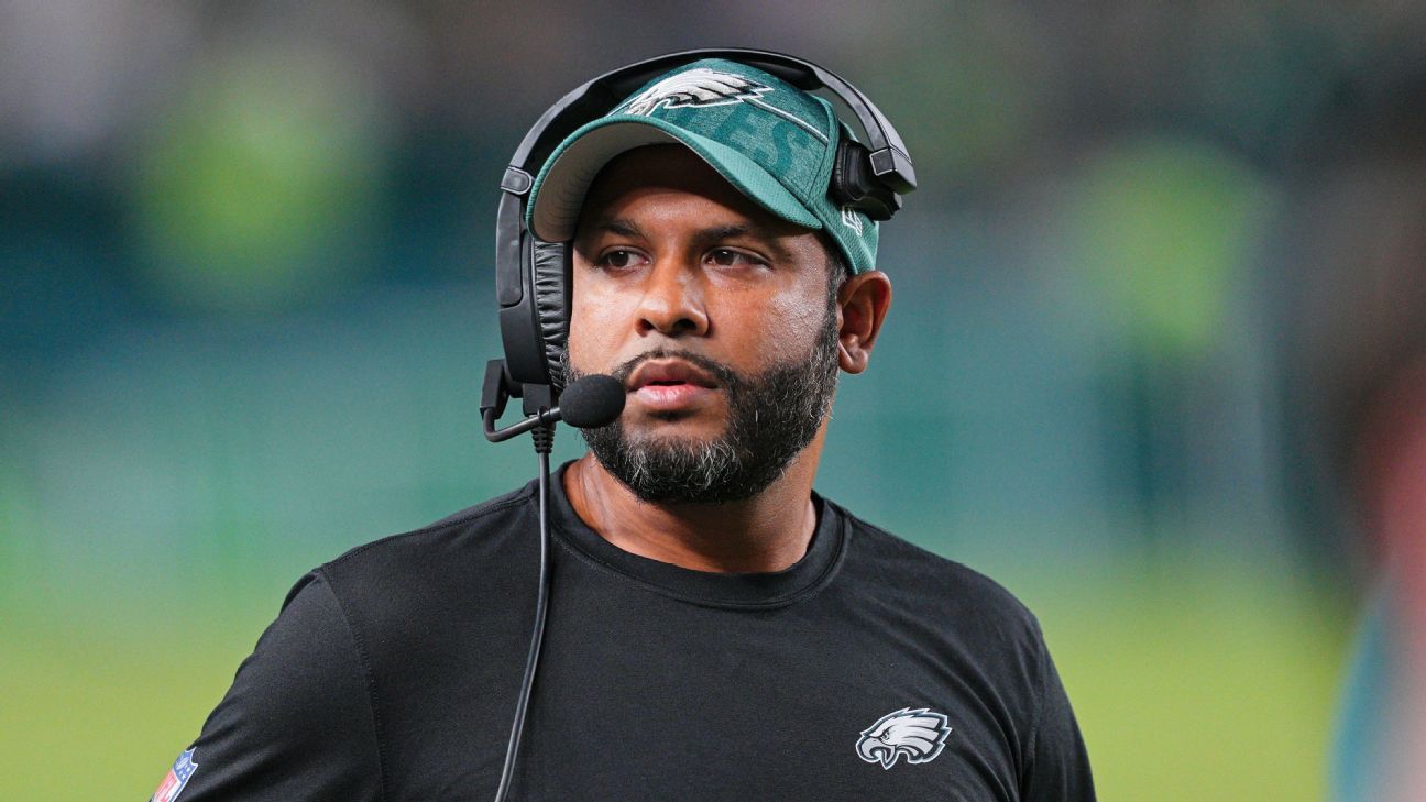 Eagles reportedly hearth demoted defensive coordinator Sean Desai