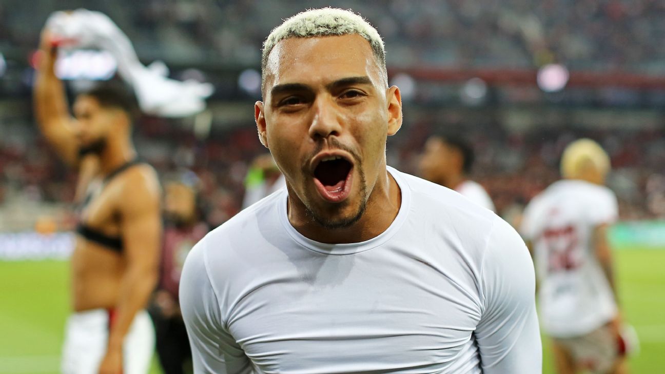 Corinthians emite nota oficial e diz por que desistiu de contratar Matheuzinho, do Flamengo; veja motivos