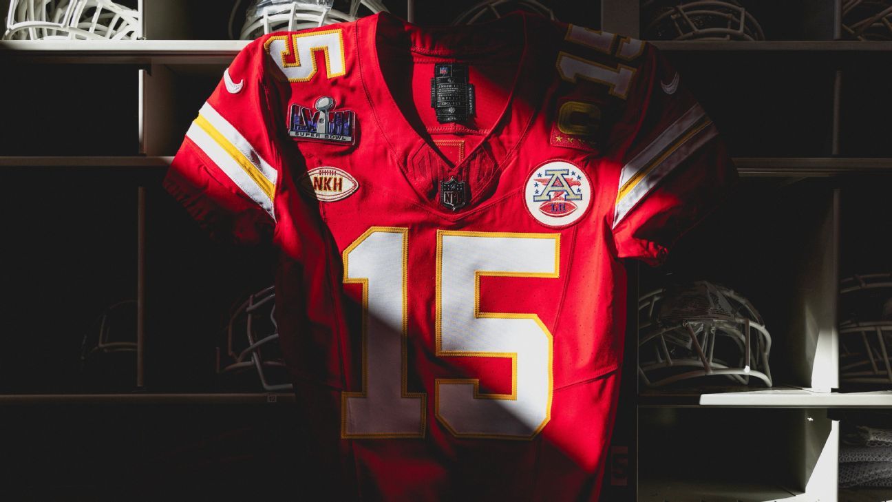 Super Bowl LVIII uniforms -- and the winning trend since 2004