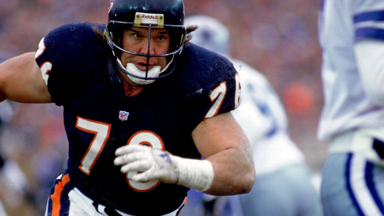 Steve McMichael en el campo