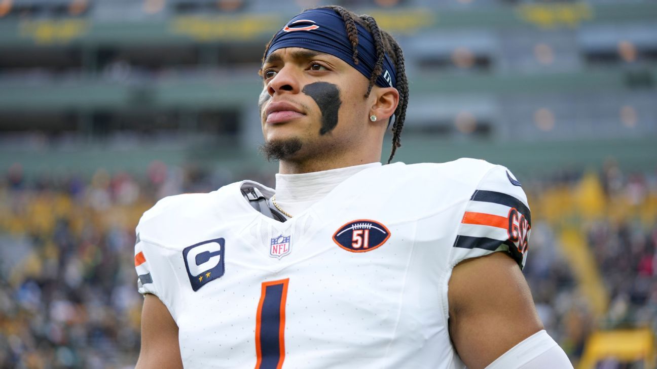 Bears GM sagt, er habe versucht, Justin Fields beim Trade zu den Steelers zu helfen