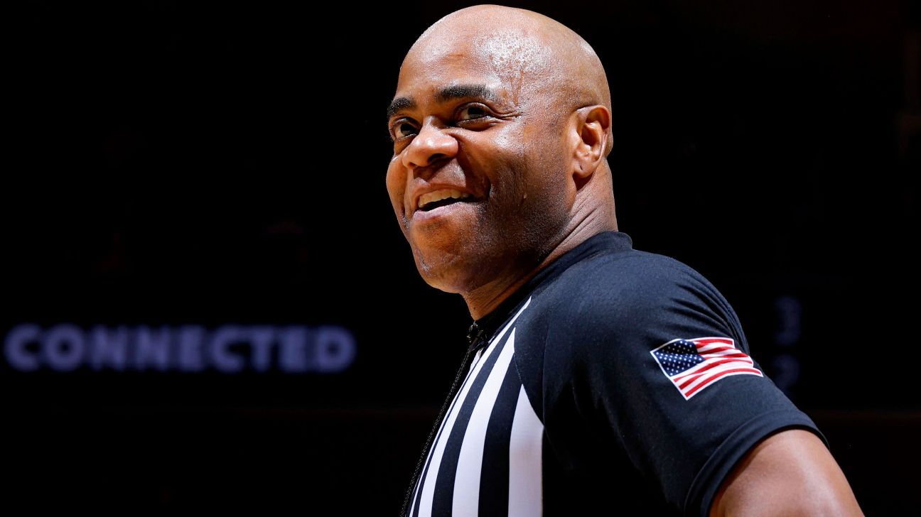 Inside the high-pressure world of NCAA Tournament referees