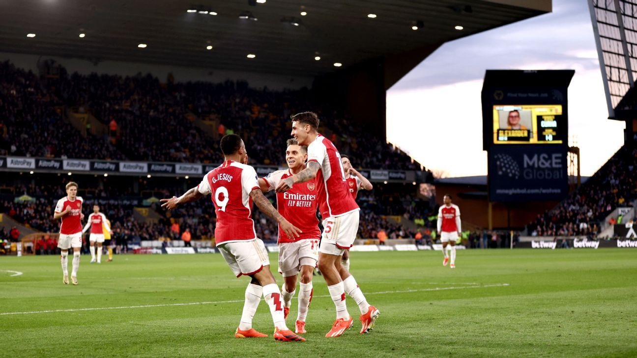 Premier League : Arsenal remporte une victoire clé et revient au sommet