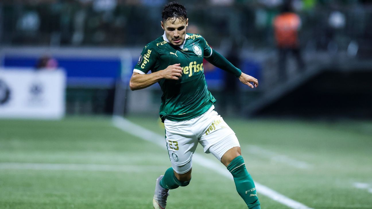 Responsabilidade de Abel por Queda de Rendimento de Veiga no Palmeiras