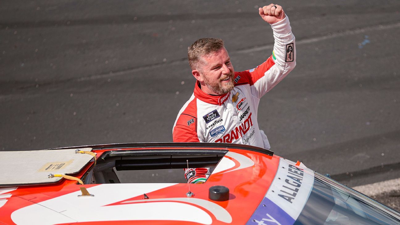 Allgaier stays hot at Darlington with Xfinity win