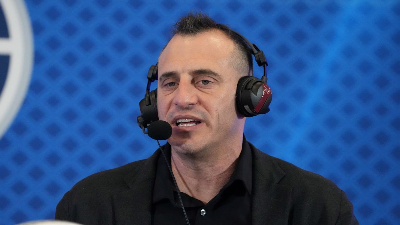 Sources: Green Bay to bring on Doug Gottlieb as new basketball coach