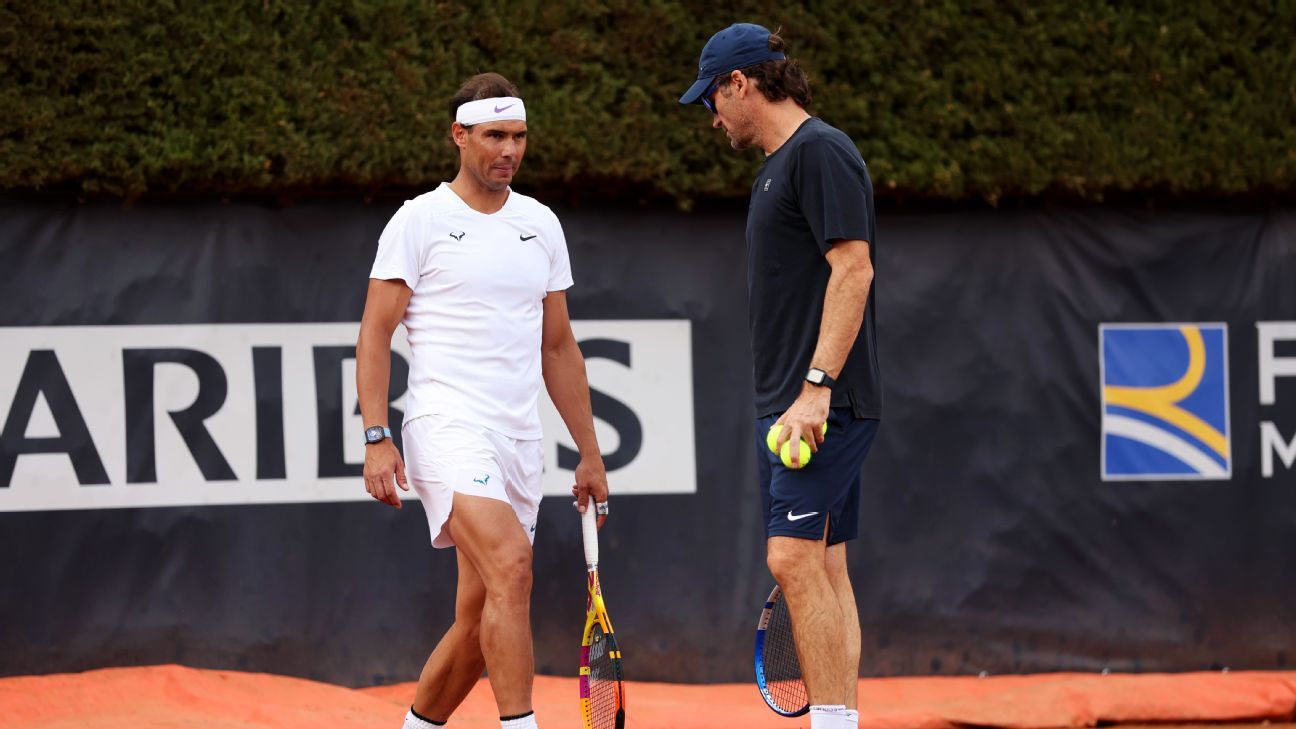 Moya details how Rafa Nadal is coping with his impending retirement