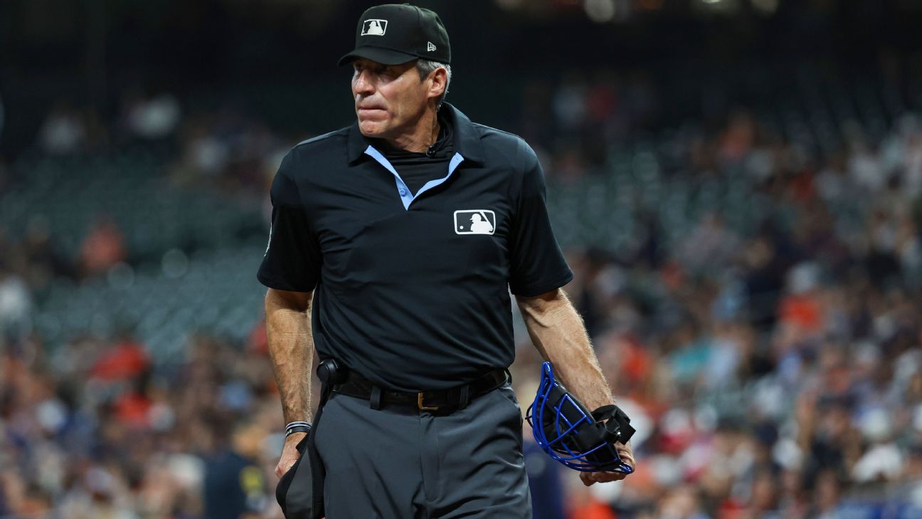 MLB ump Ángel Hernández retiring after 3 decades