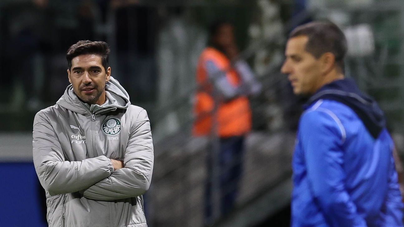 Abel explica substituição de Endrick e elogia partida do Palmeiras contra o San Lorenzo