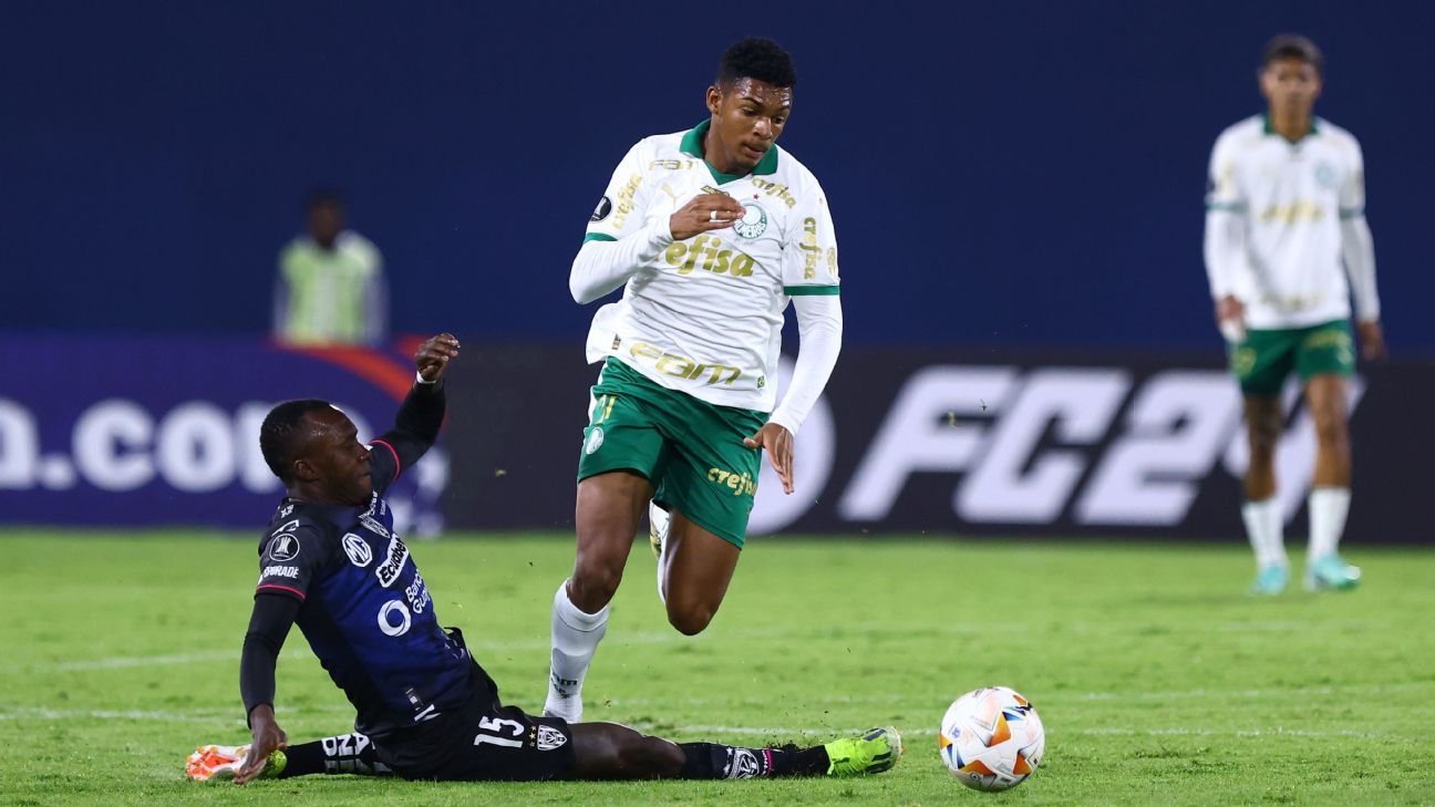 Luis Guilherme fecha com o West Ham em transferência do Palmeiras