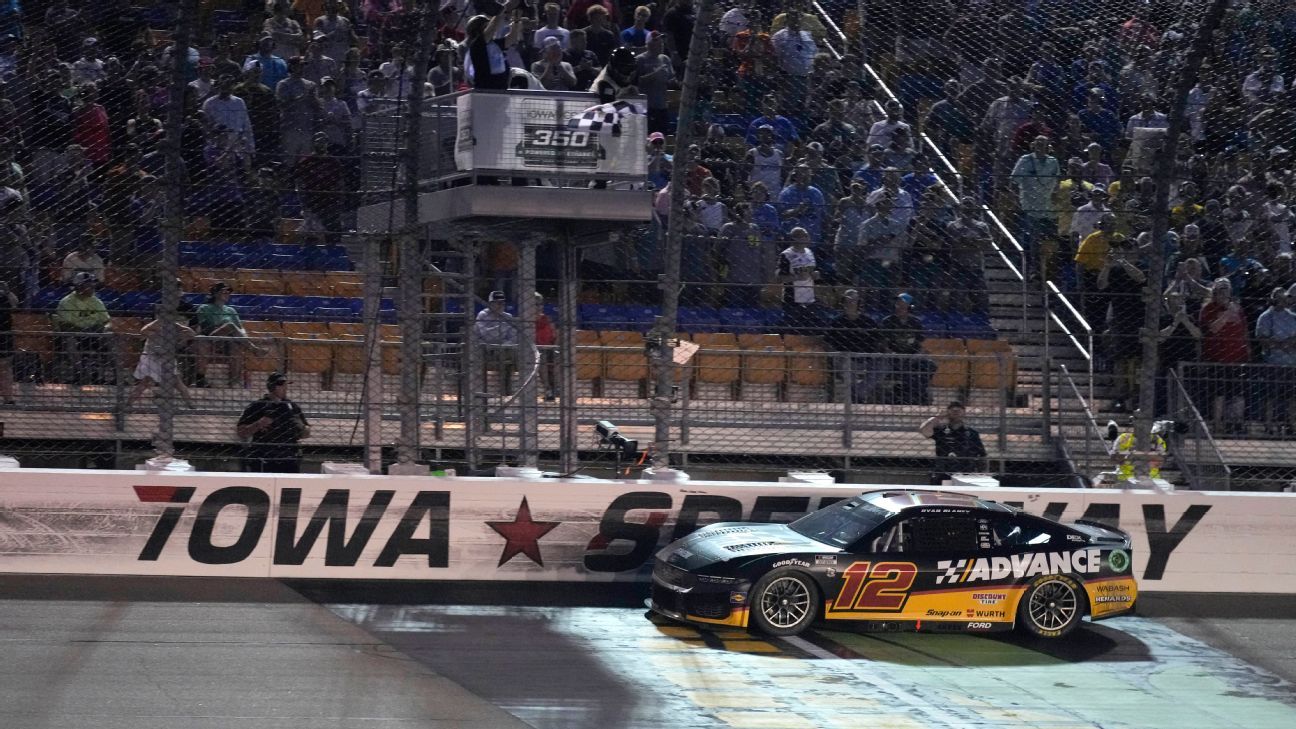 Ryan Blaney remporte la première course de la Coupe NASCAR à l’Iowa Speedway