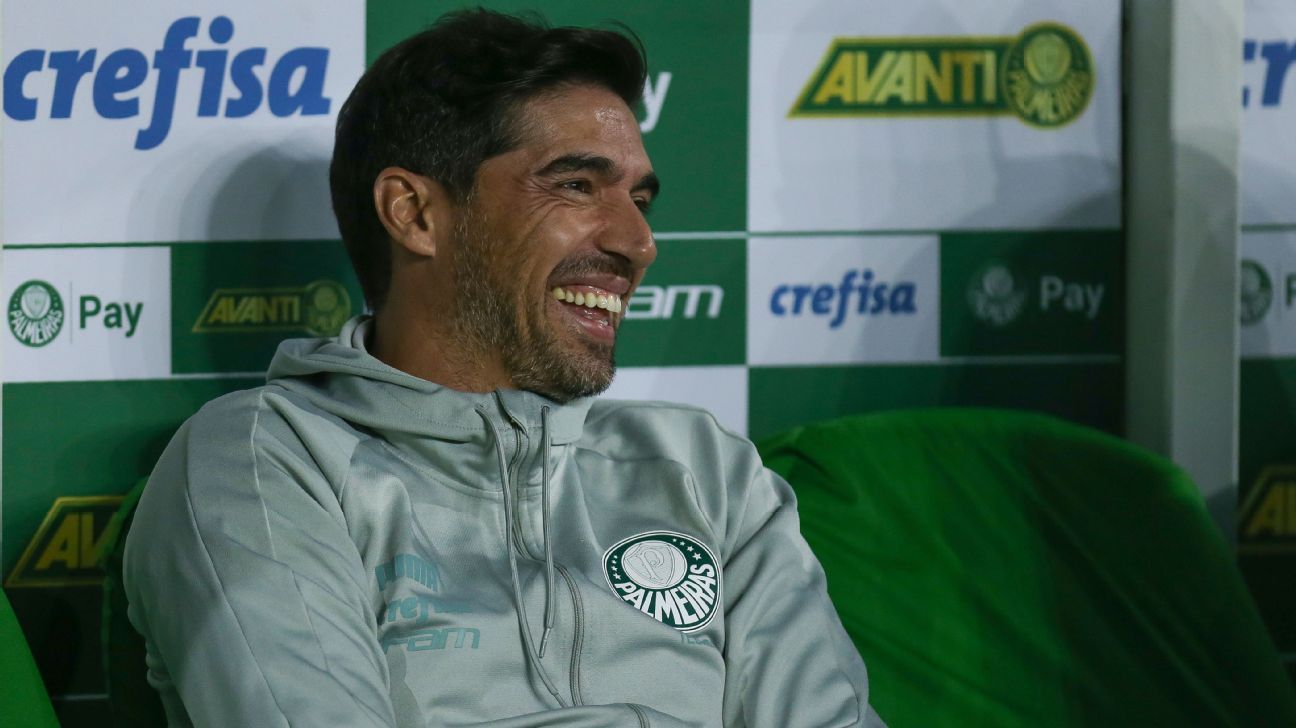 Abel explica ausência de Dudu no Palmeiras e elogia Estêvão, evitando comentários adicionais