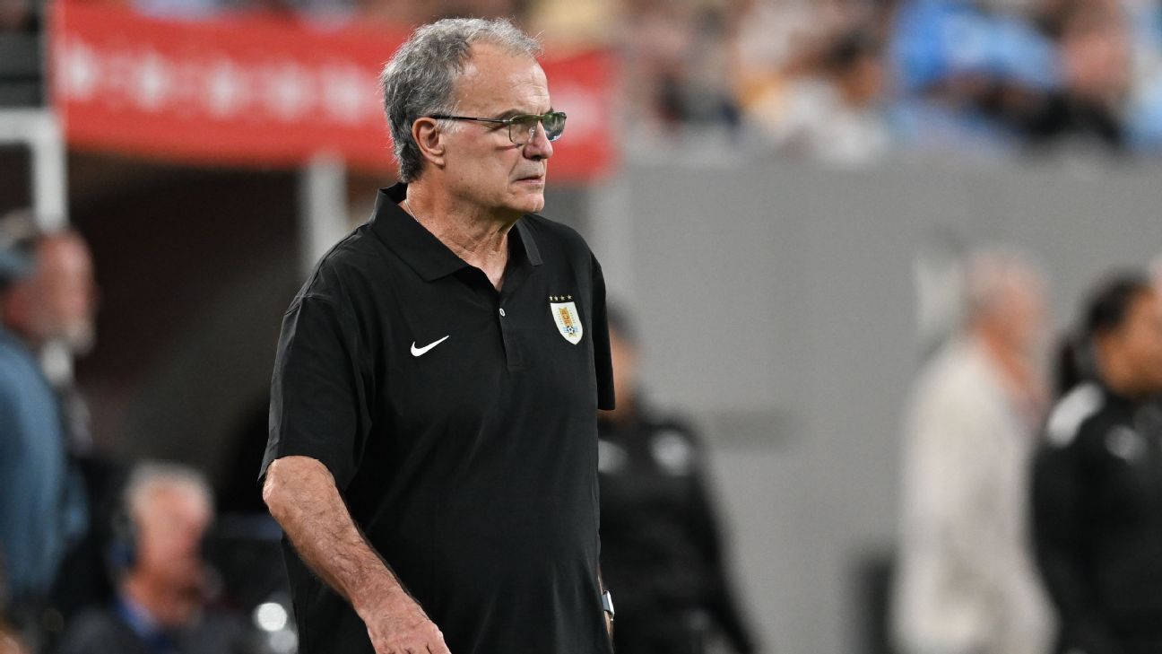 L’Uruguayen Marcelo Bielsa suspendu pour son match de Copa contre les États-Unis