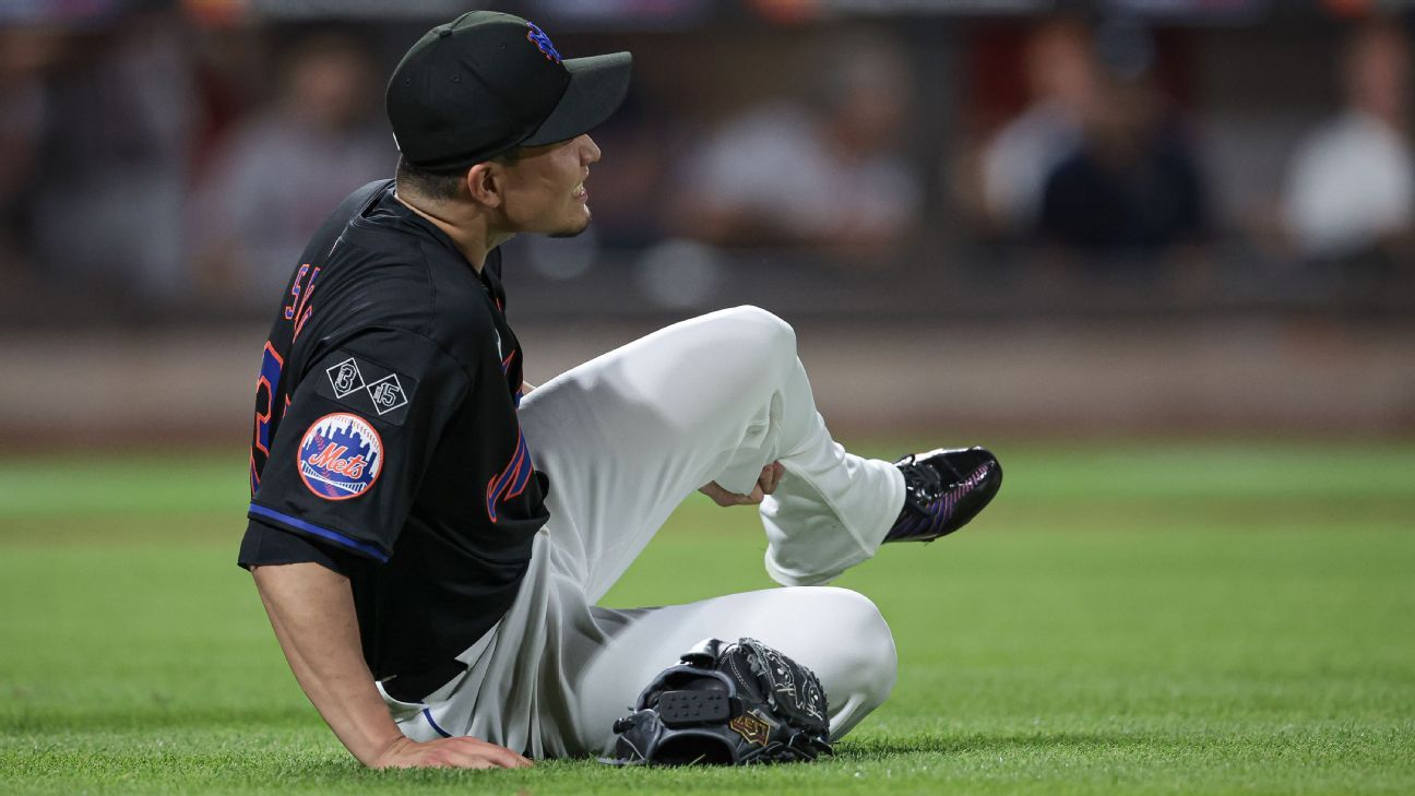 Mets' Senga wows, but hurt again in season debut