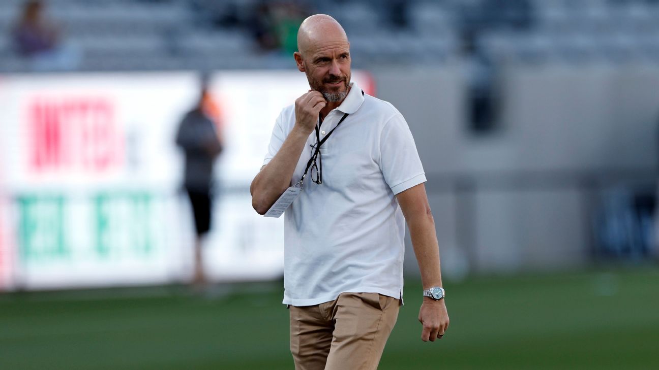 Ten Hag challenges Utd owners: 'Stick with me'