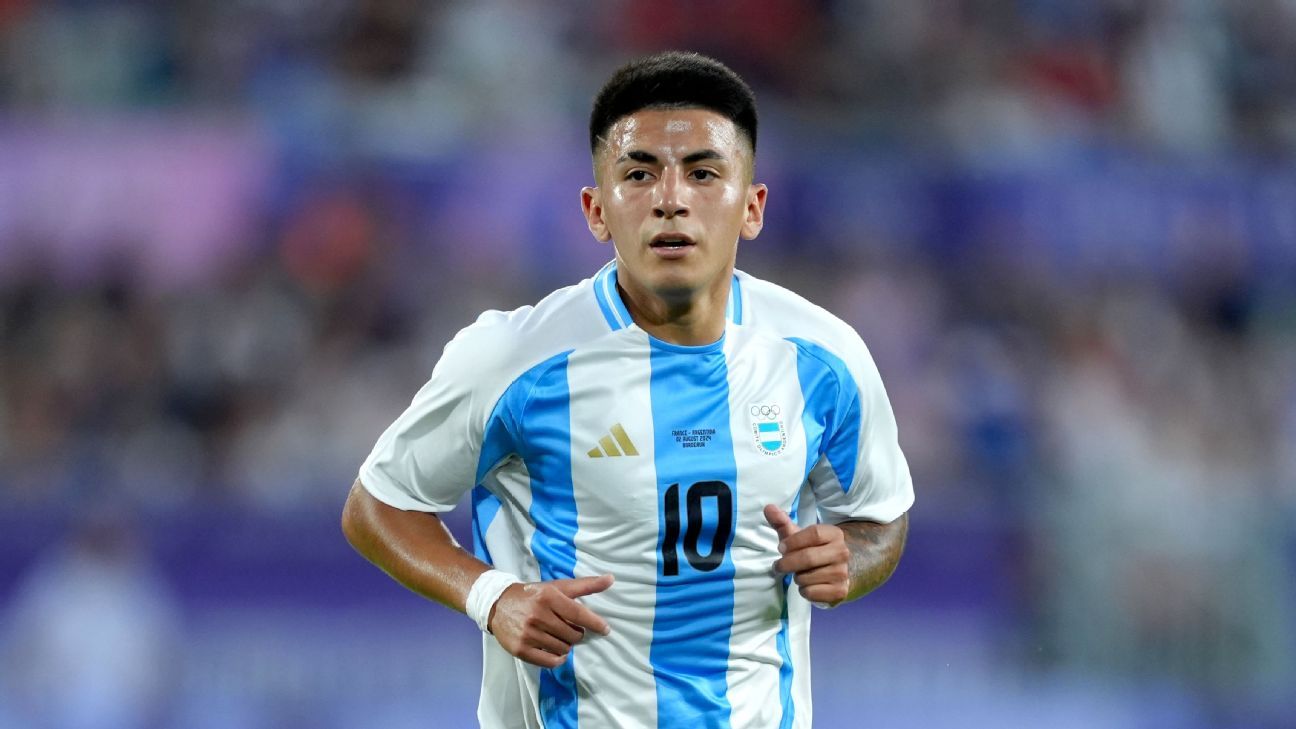 NÃO VEM MAIS? Craque argentino se aproxima de gigante e não deve jogar no Palmeiras