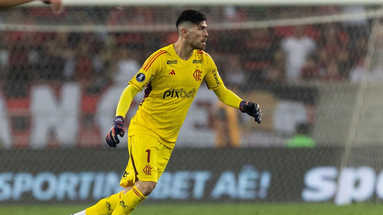 HOMENAGEADO! Após polêmica, Flamengo presta homenagem para Rossi; Confira