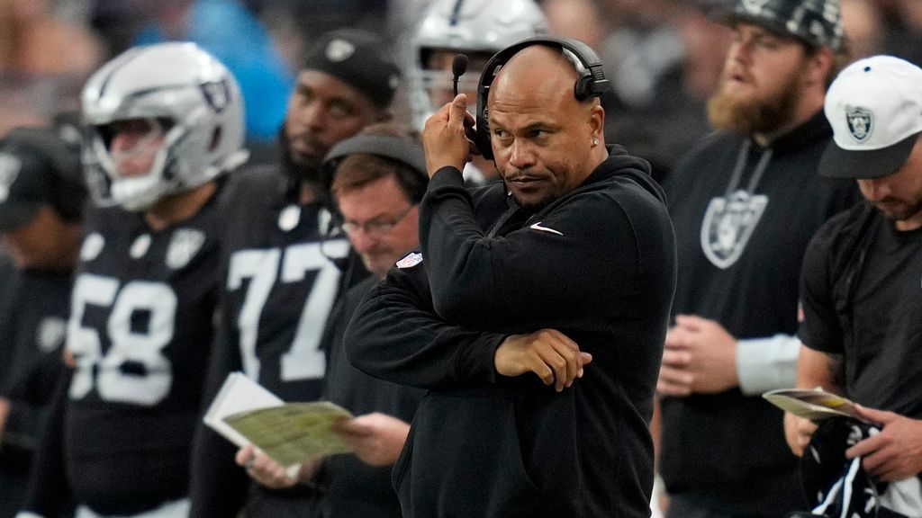 Antonio Pierce mengkritik Raiders atas ‘keputusan bisnis’ yang mereka buat dalam keadaan rugi