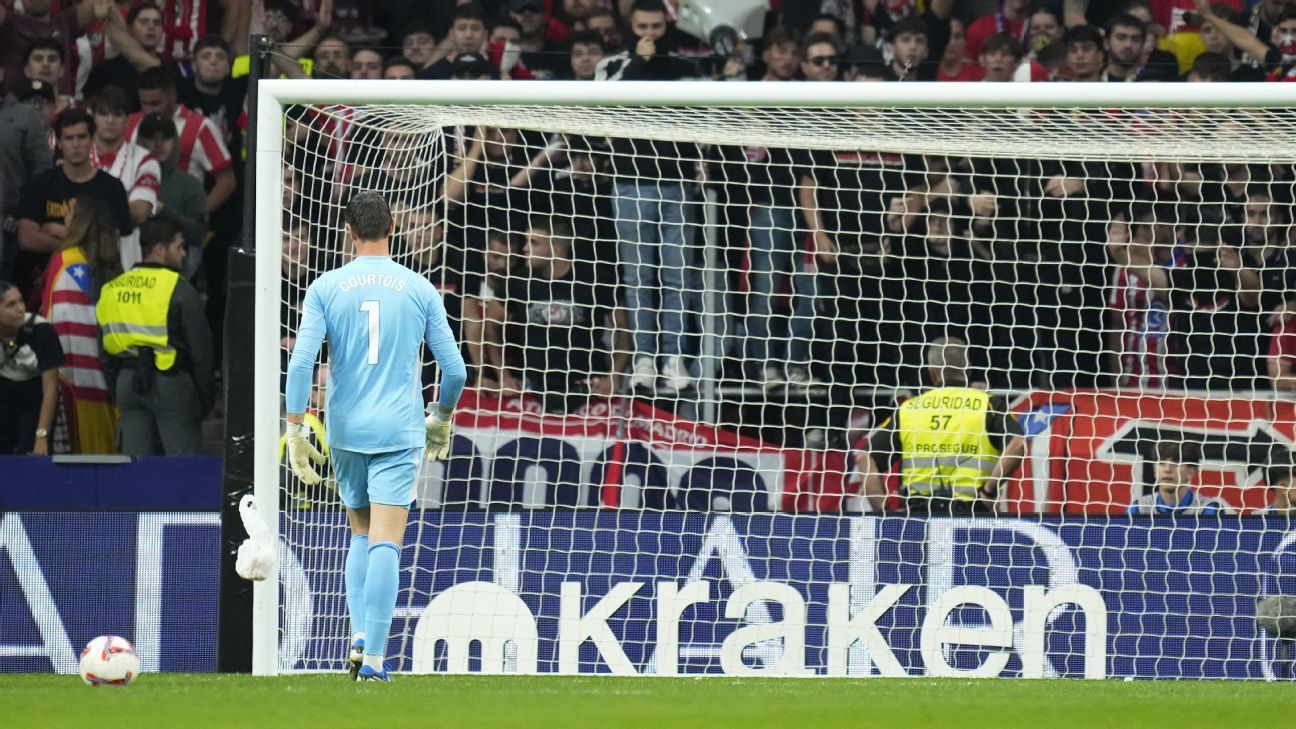 Atlético Madrid bans fan for throwing Courtois projectiles in the derby