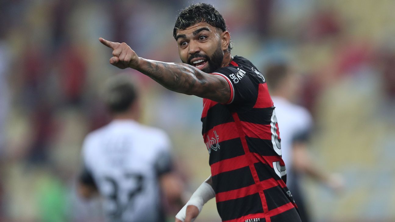 Gabigol é titular, mas fica atrás de Rossi em Flamengo x Corinthians.