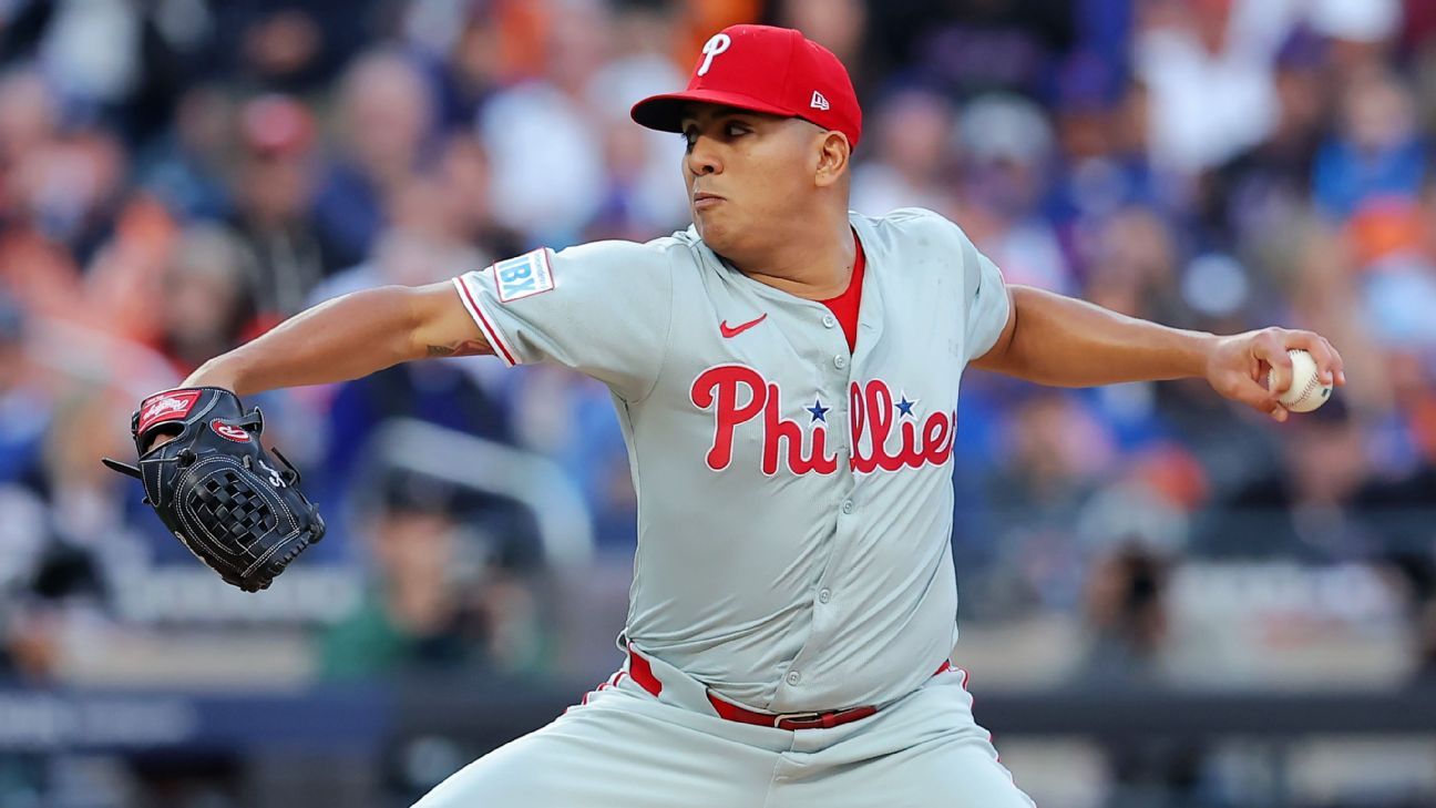 Phillies P Suarez (stiff back) to miss next start