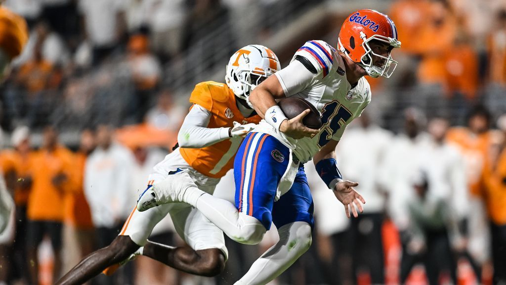 Florida QB Graham Mertz is sidelined with a lower leg injury