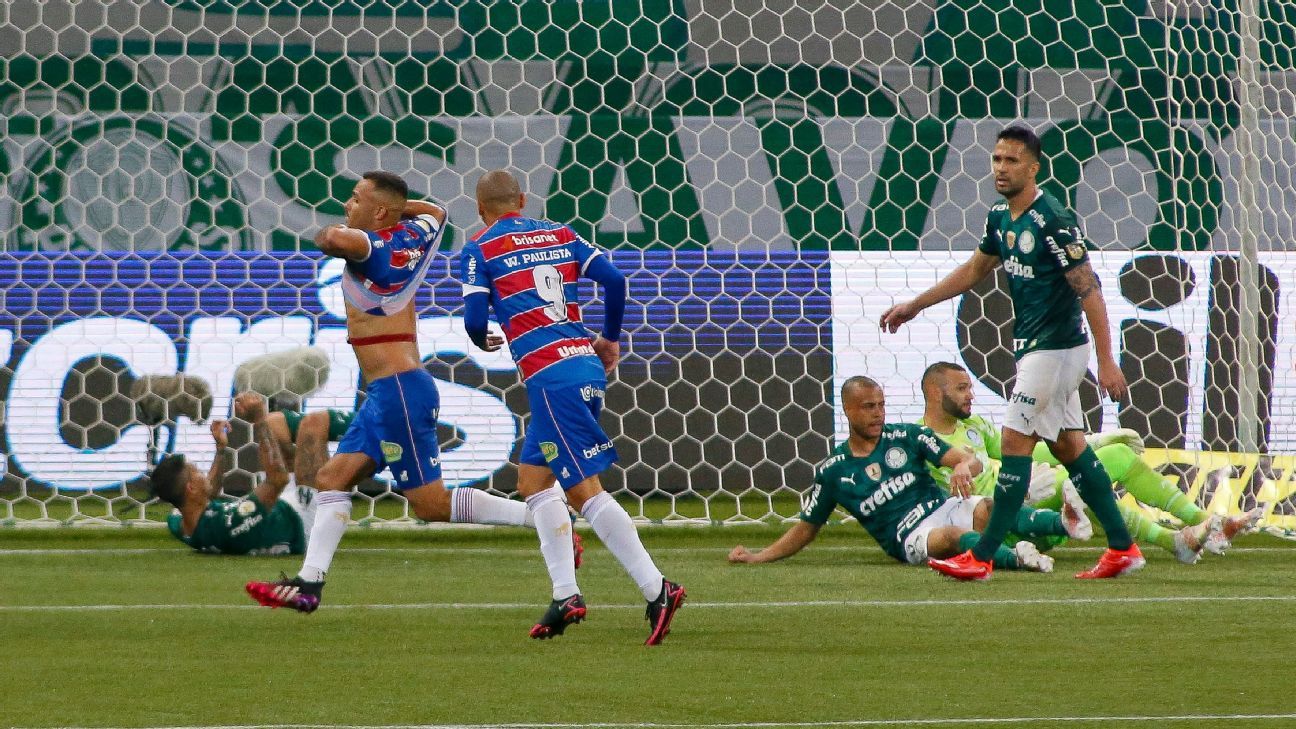 Palmeiras x Fortaleza: Decisão Crucial para Laion Repetir Feito Histórico.