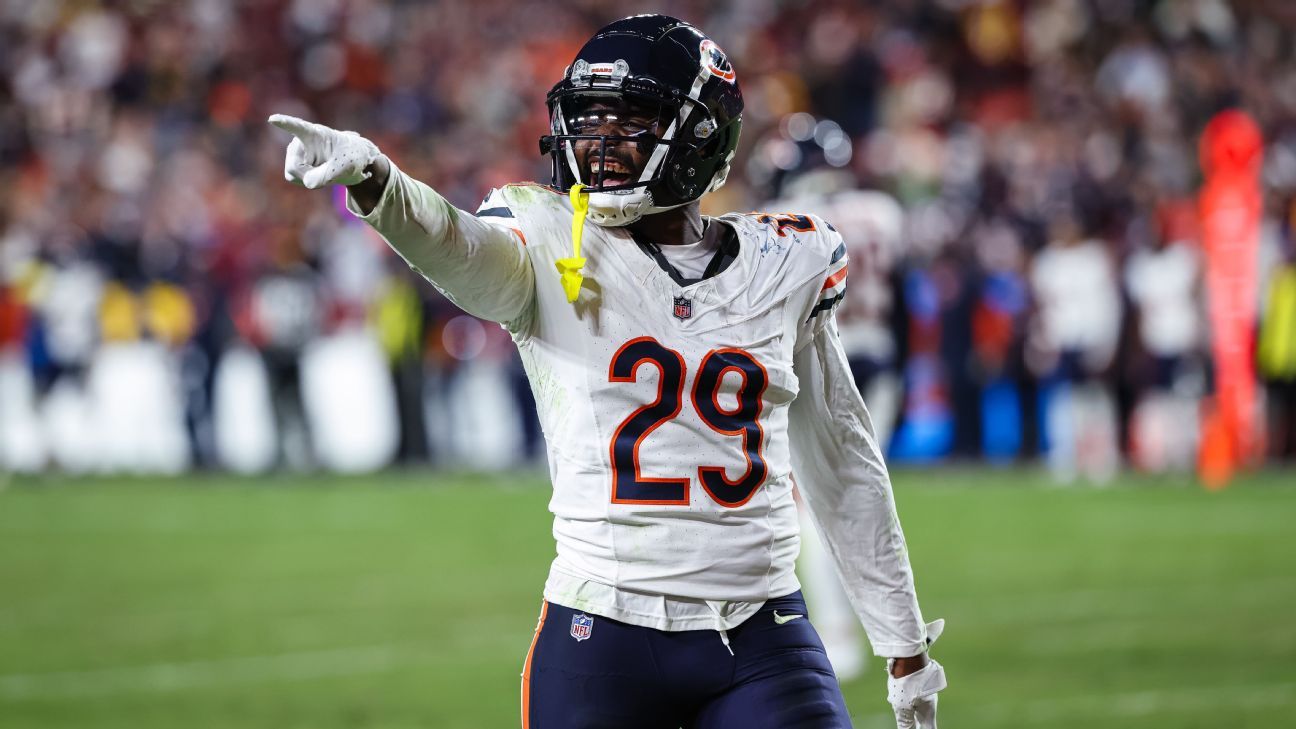 Bears' Tyrique Stevenson plays in loss to Cardinals but doesn't start