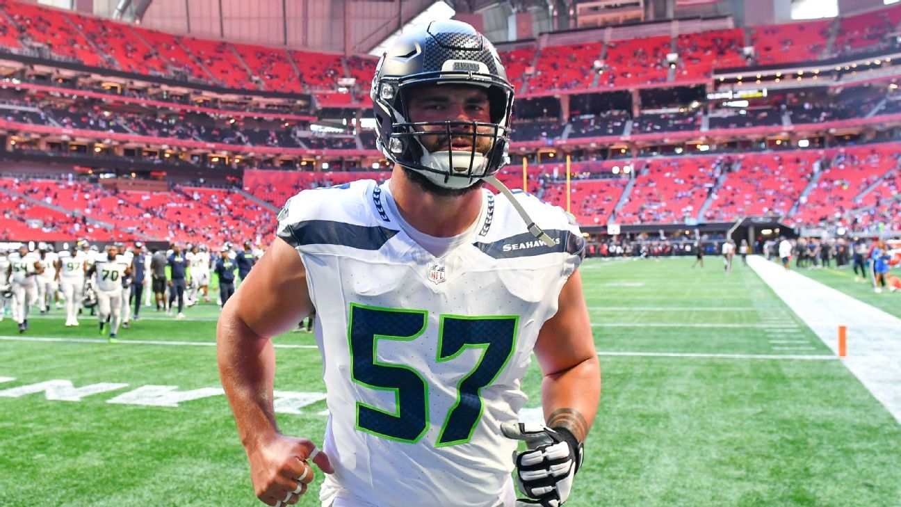 Seahawks center Williams retiring from NFL at 27