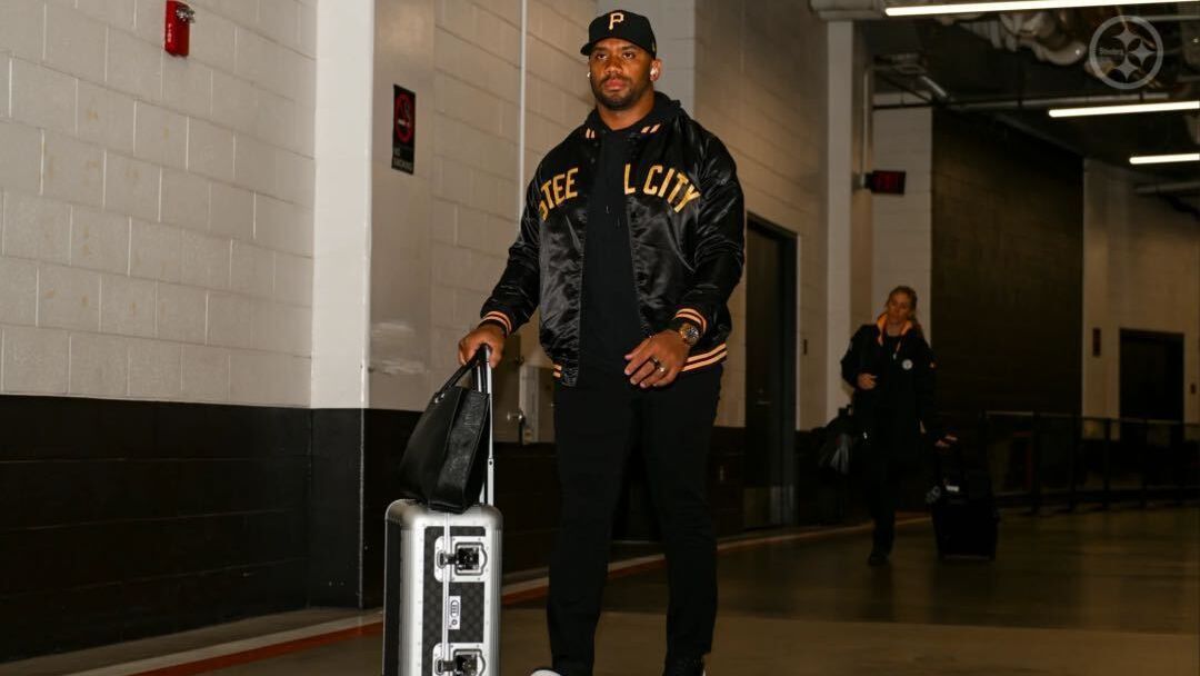 Russell Wilson’s ‘Steel City’ jacket headlines NFL Week 12’s fashionable arrivals