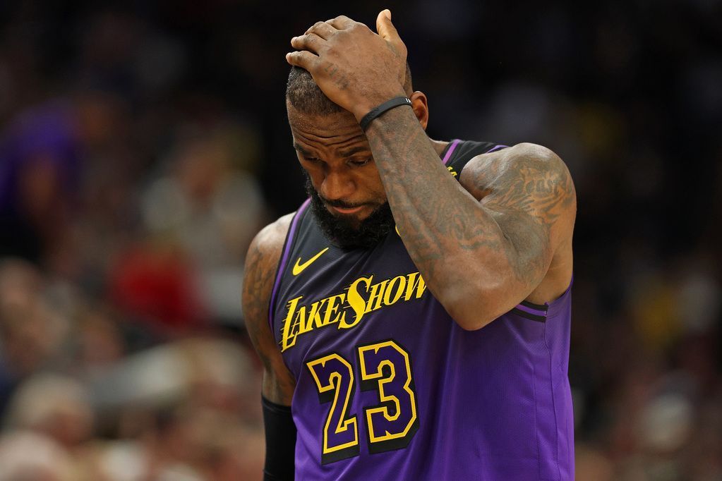 L.A. rethinking LeBron’s 82-game goal amid slump