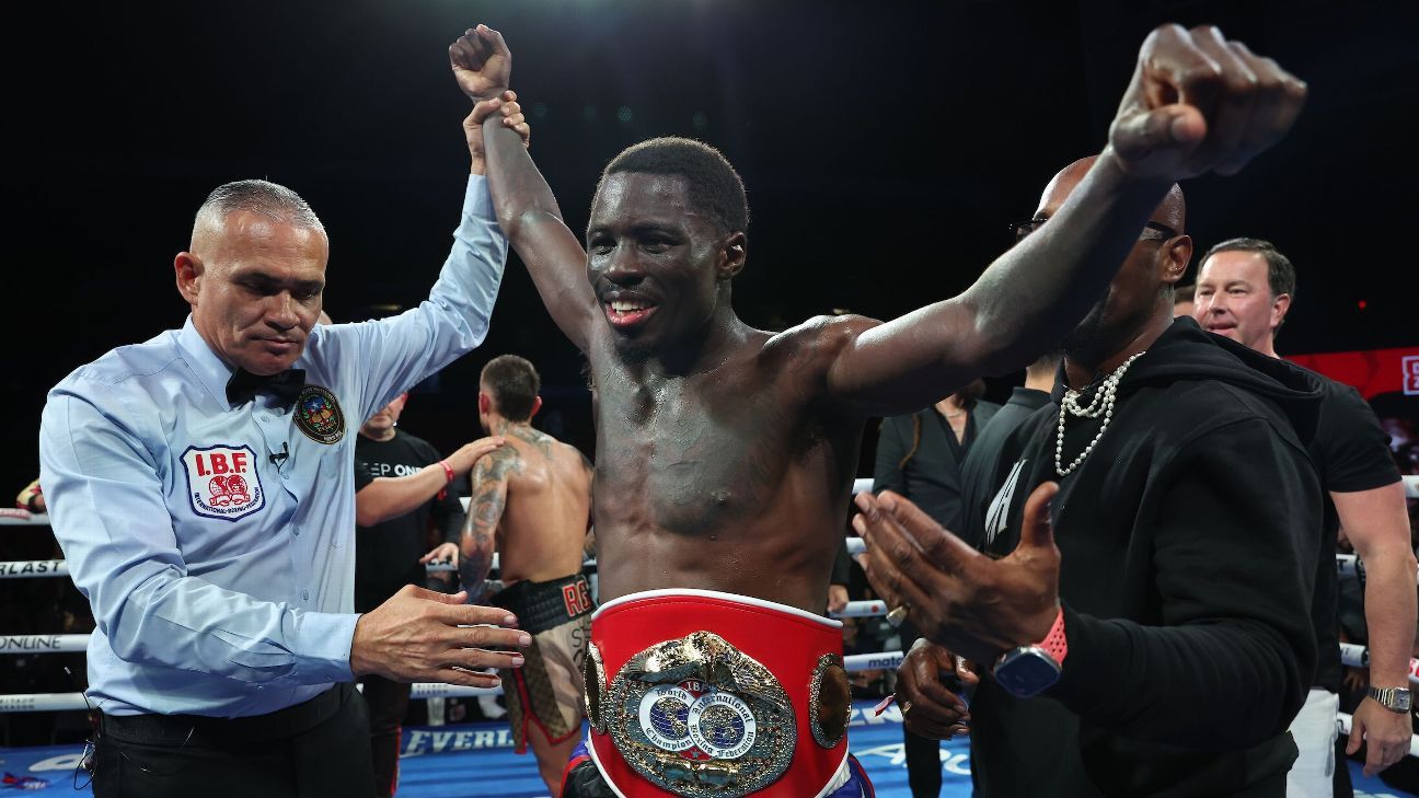 Richardson Hitchins Claims IBF Junior Welterweight Title with Split-Decision Victory