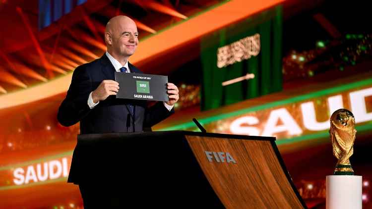 الاتحاد السعودي يدعم جياني إنفانتينو كرئيس للفيفا “في هذا الوقت”