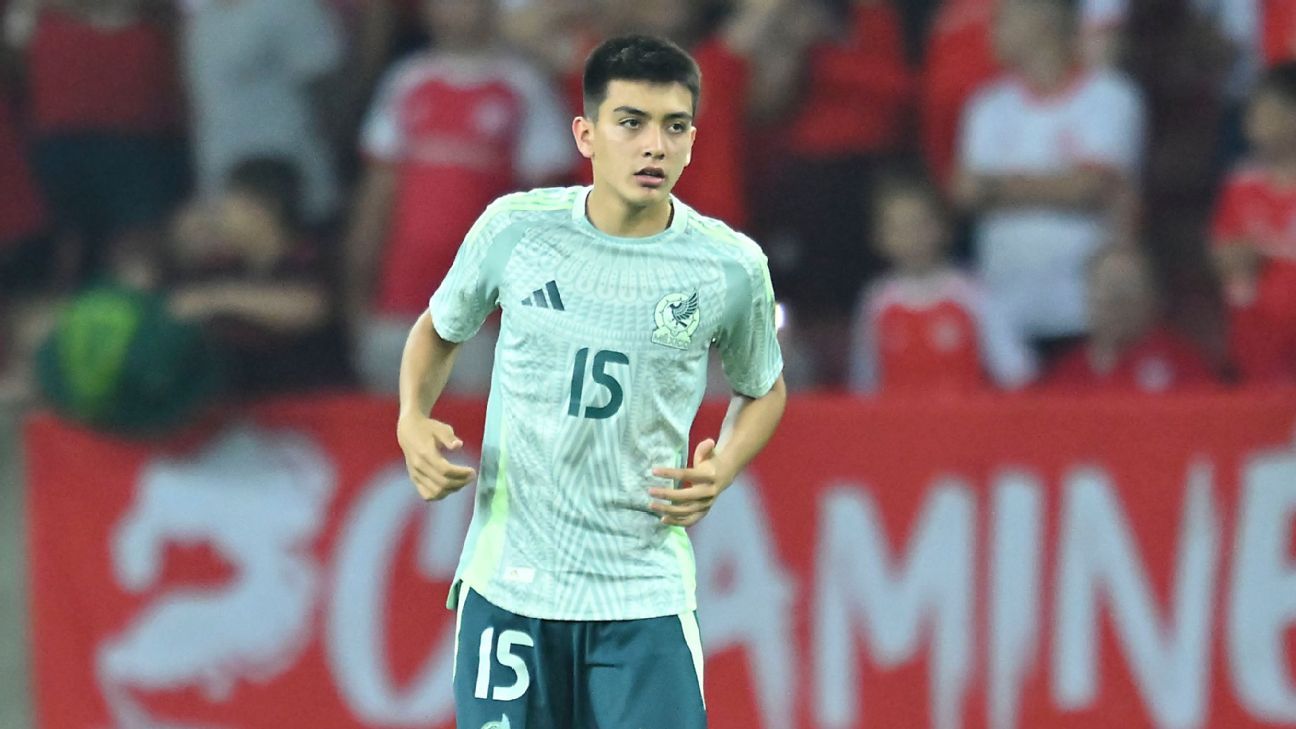 Gilberto Mora, el niño de 16 años que Aguirre debutó en Sudamérica - ESPN