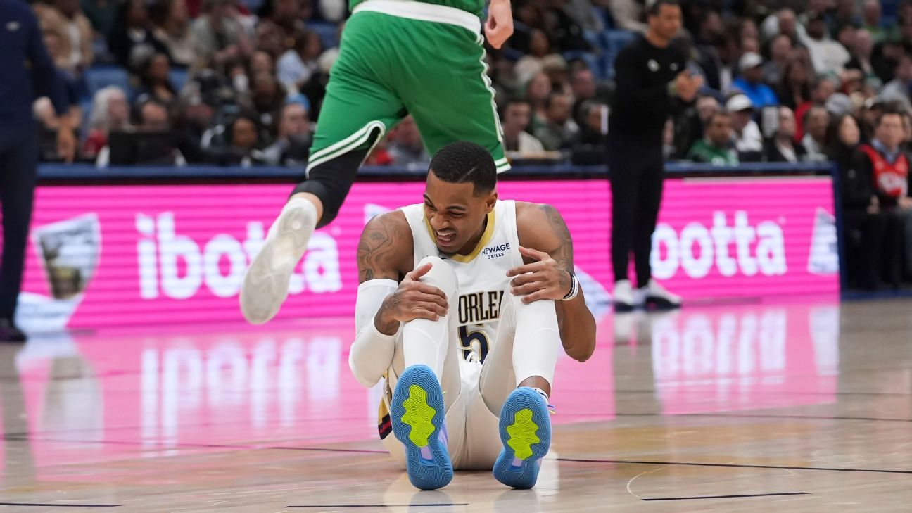 Pels' Murray exits vs. Celts with lower leg injury