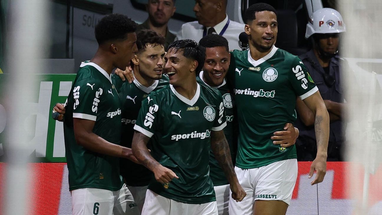 Palmeiras provoca São Paulo após divulgação de áudio do VAR de pênalti polêmico: 'Ninguém deletou as imagens'