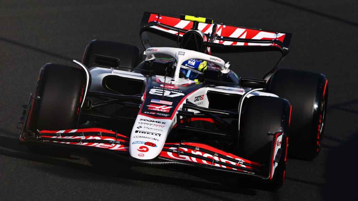 Oliver Bearman in action