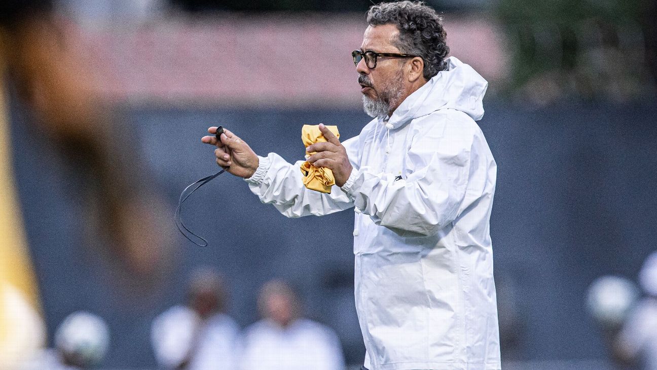 Cléber Xavier descarta nova parceria com Tite no Santos: 'Ele estava acertado com o Corinthians e eu não iria'