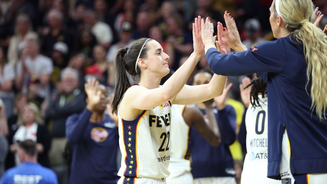 Clark hits vintage 3 in return to Iowa with Fever
