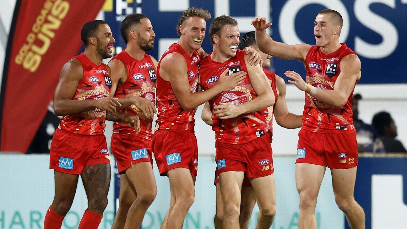 Suns defy Dogs late surge to remain kings of the north