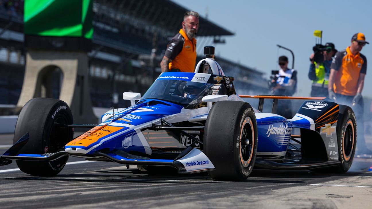Larson endures minor damage in crash at Indy