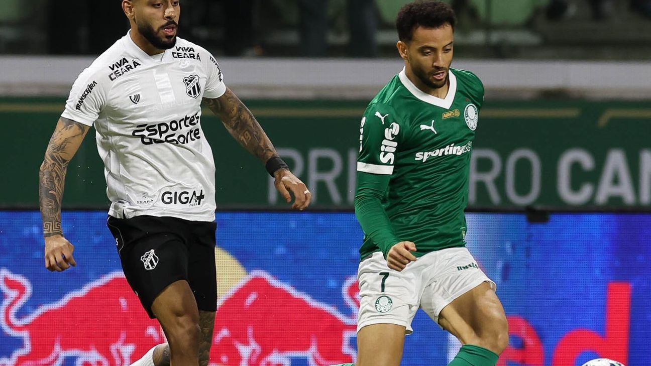 Felipe Anderson com edema na coxa e desfalcará Palmeiras contra Flamengo.