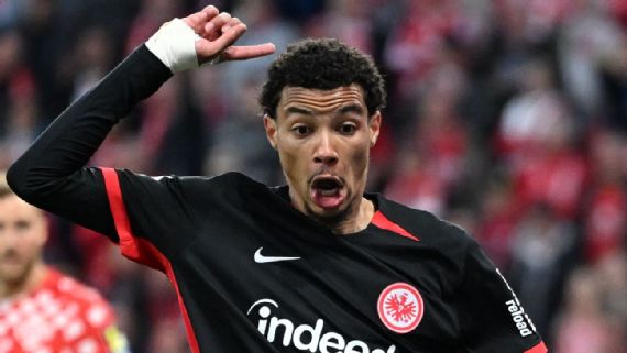 Liverpool Ekitike Transfer News: €100m Race Hugo Ekitike in action for Eintracht Frankfurt