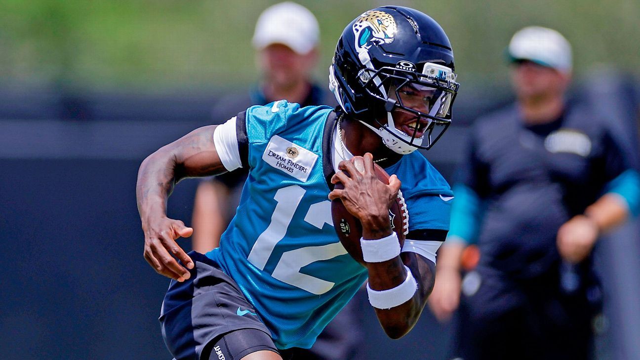 Jags’ Hunter signs 4-year deal with M up front