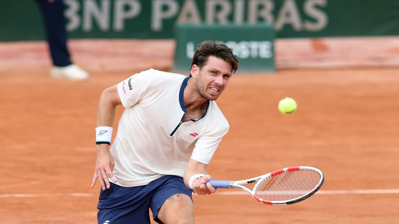 French Open 2025: Cameron Norrie tops Jacob Fearnley amid UCL fireworks