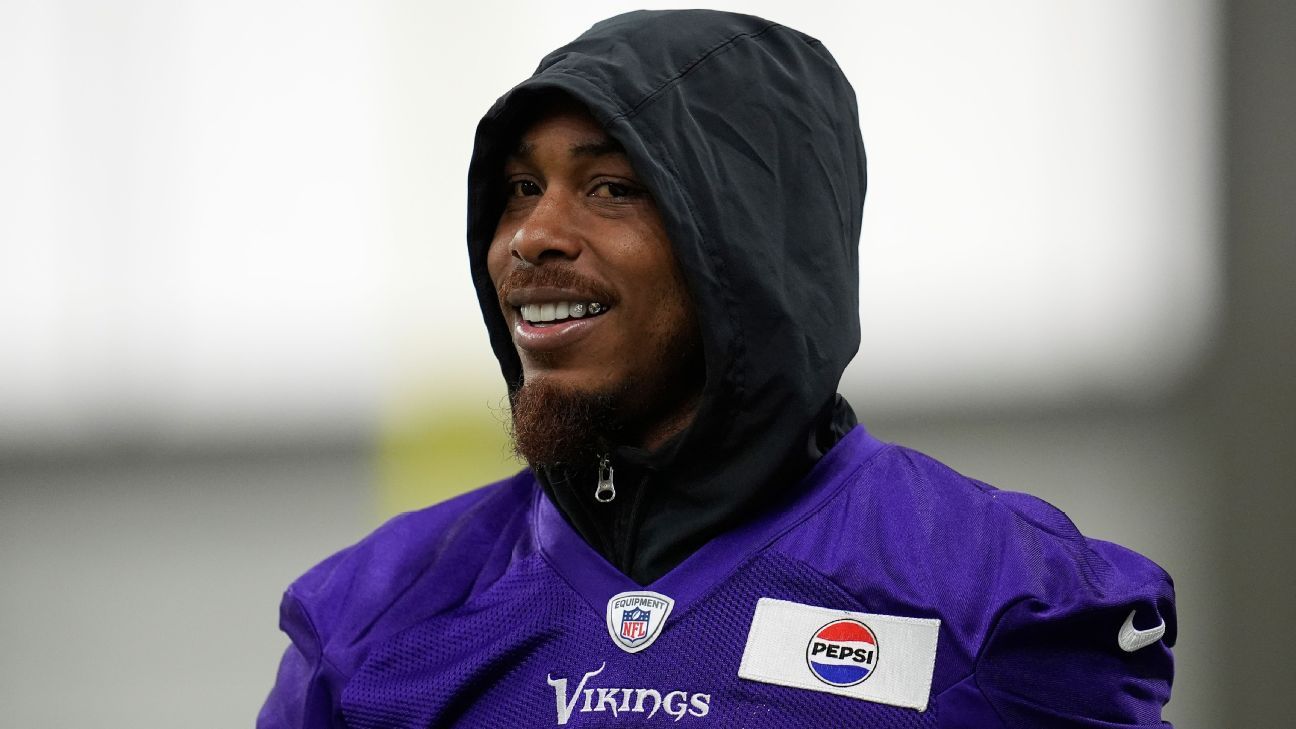 Justin Jefferson building rapport with J.J. McCarthy at Vikings’ OTAs