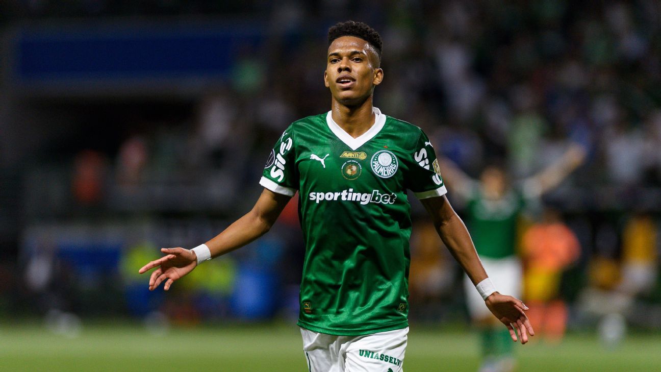 Estêvão planeja Palmeiras no Mundial e aguarda futuro no Chelsea: perspectiva promissora.