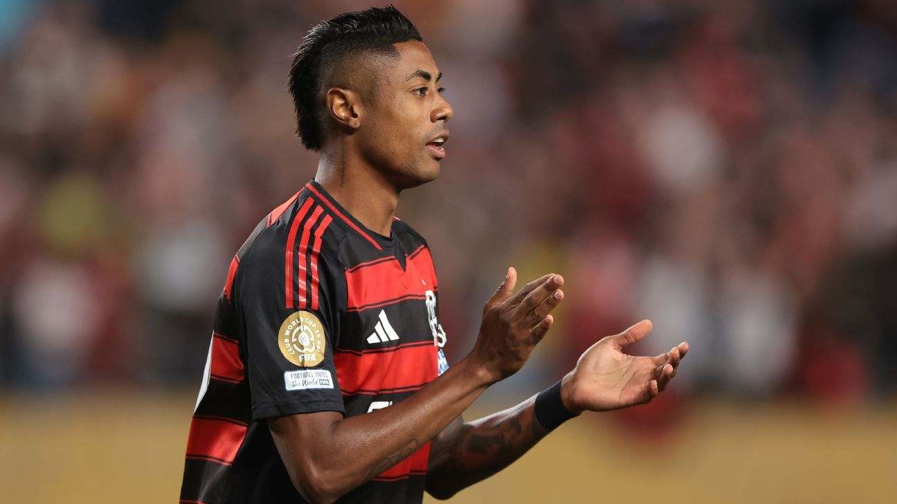 Caso Bruno Henrique: STJD retira gancho de atacante do Flamengo e aplica multa de R$ 100 mil; jogador está liberado para atuar