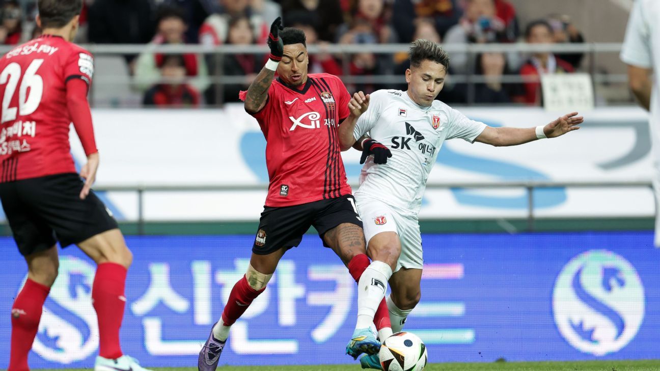 Jesse Lingard jugando para el FC Seoul de la K League
