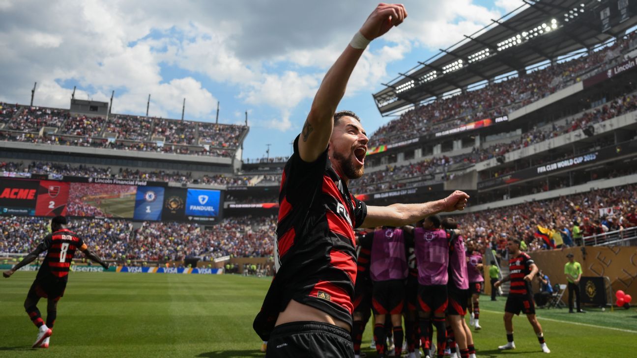 PIX NA CONTA! Flamengo recebe premiação por vaga nas oitavas do Mundial de Clubes.